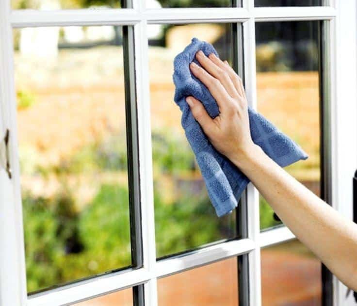 Aquashine Pressure Cleaning to clean your windows