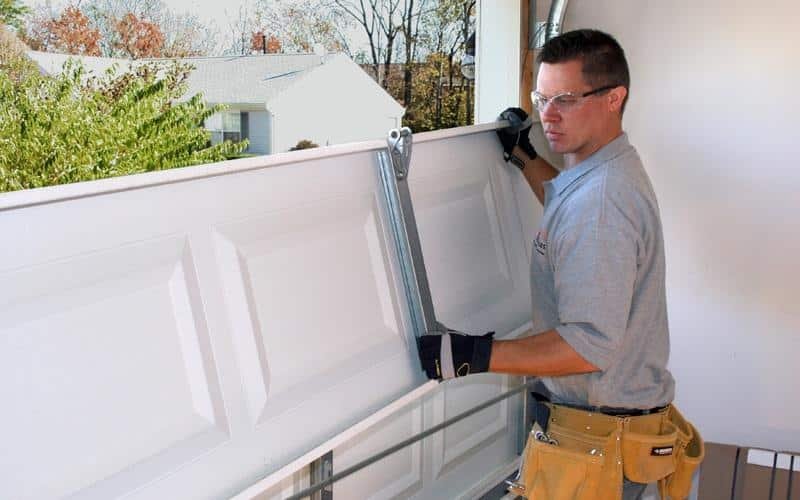 Avail the best garage door repair service