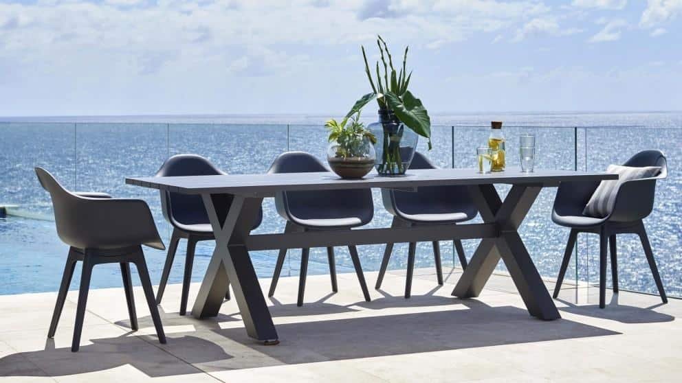 5 Outdoor Dining Sets So Good You’ll Never Eat Inside Again
