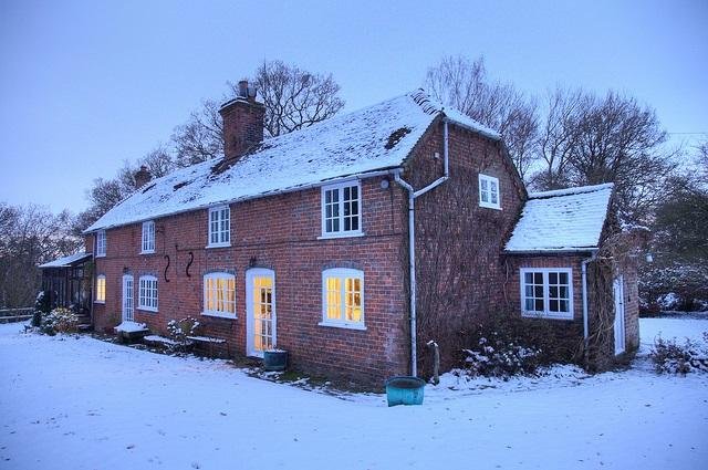 Why Buying a House in the Winter Can Be a Good Idea