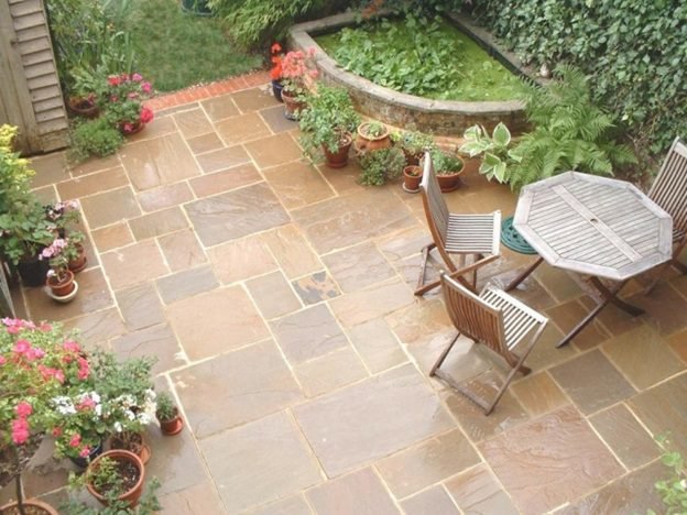 HOW TO LAY A GARDEN PATIO