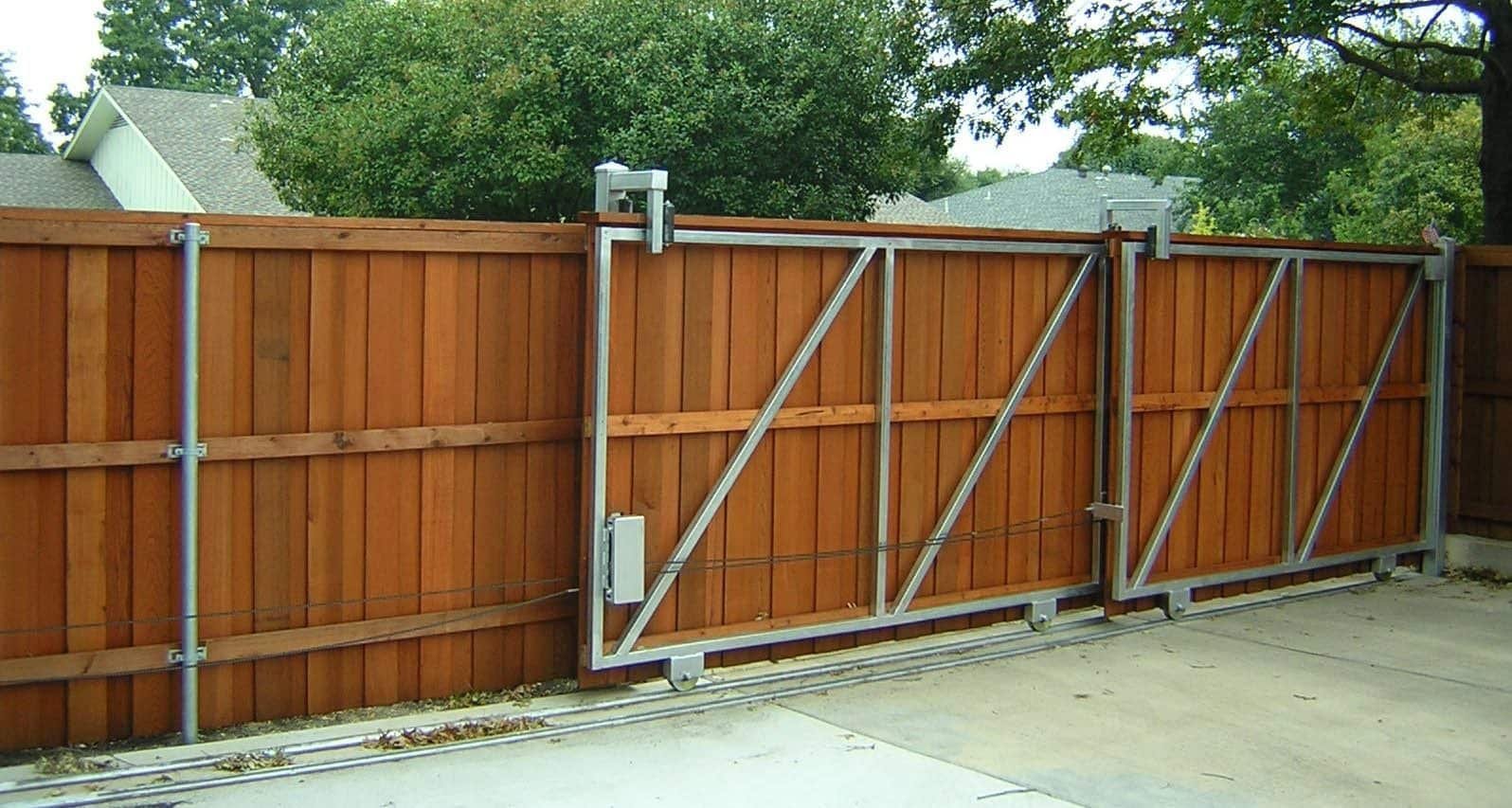 Importance of Metal Privacy as a Home decorative