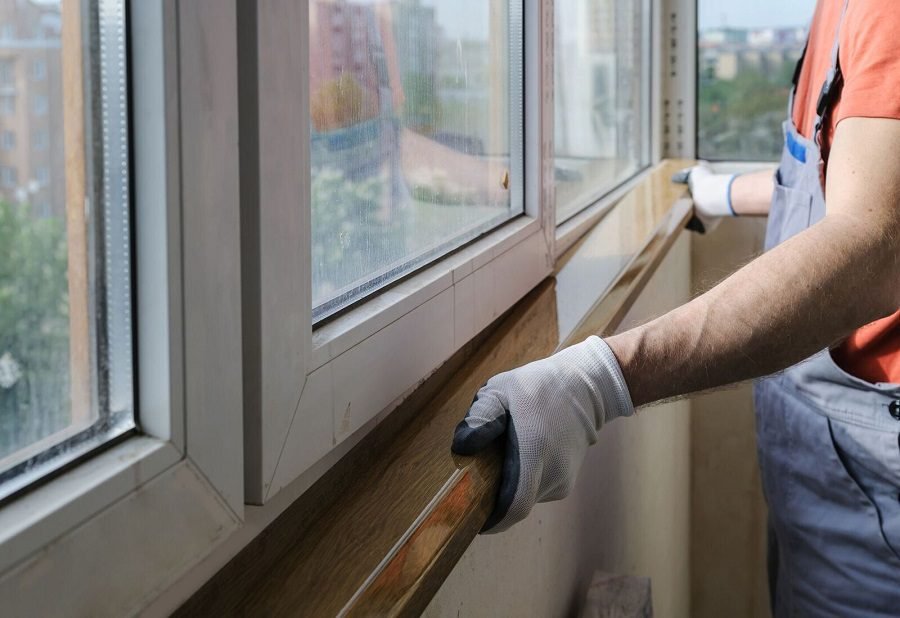 Signs to Look Out For When Considering Windows Replacement