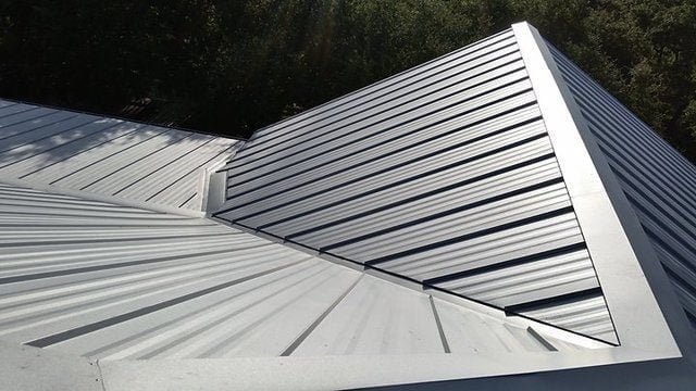 5 things you should know about metal roofs
