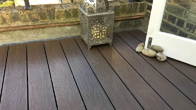 Reasons To Use Decking in Commercial Properties