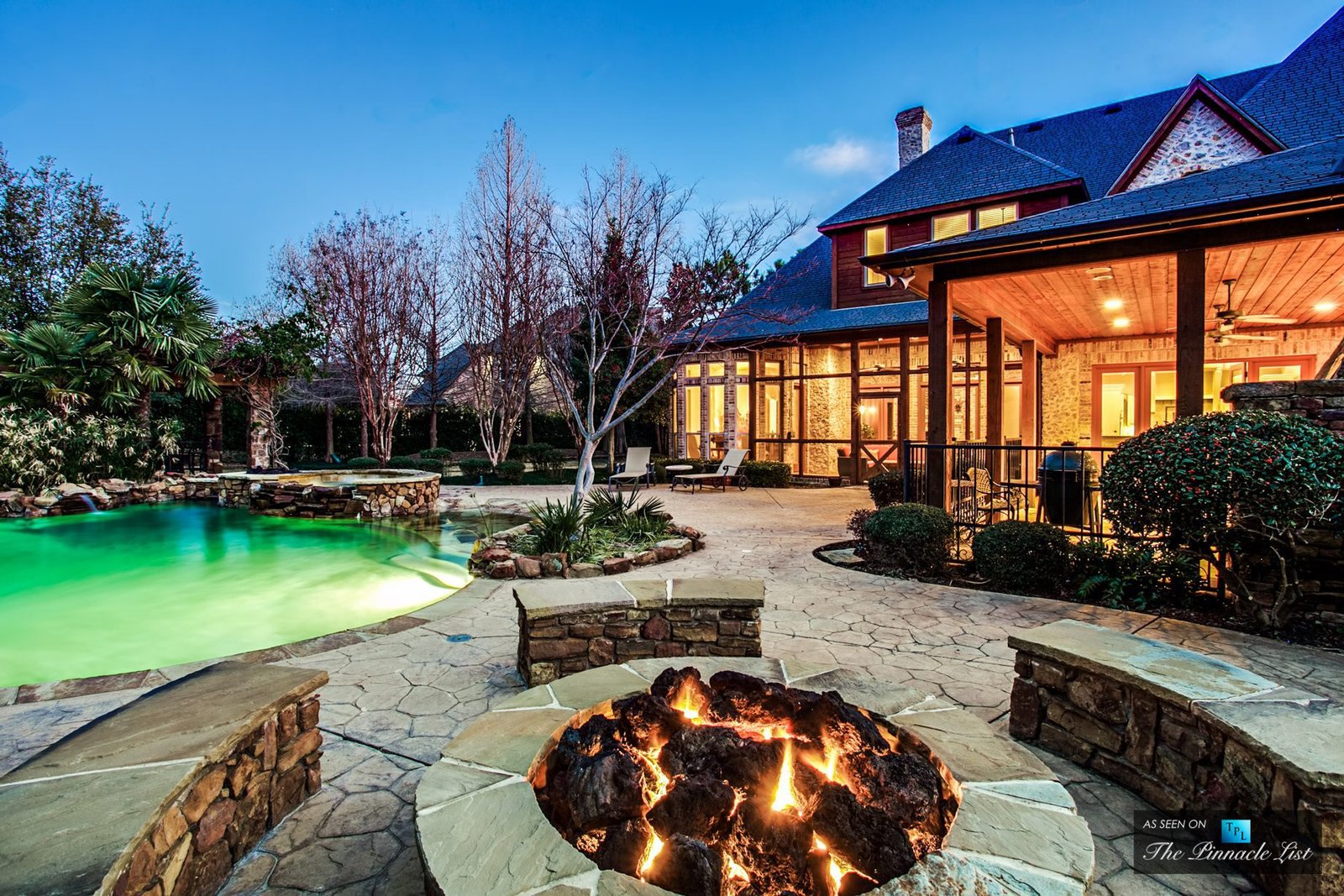 Upscale Texas Living; Affluent Texas Neighbourhoods