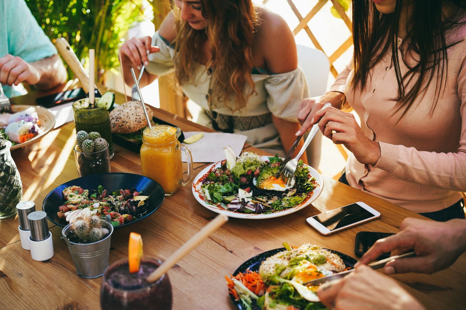 Salad Bars At Home: Combining Style, Health, And Convenience