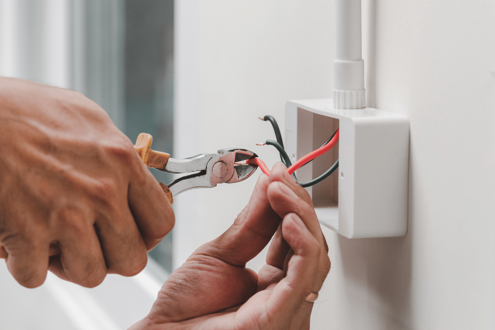 The Hidden Dangers of a Faulty GFCI Outlet