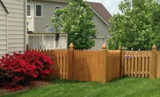 Top Tips for Choosing the Right Fence for Your Home