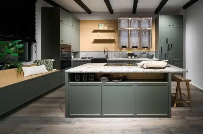 Kitchen Refacing vs. Full Renovation: Which Option Makes More Sense?