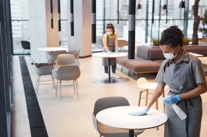6 Office Conditions to Assess Before Arranging Professional Commercial Cleaning