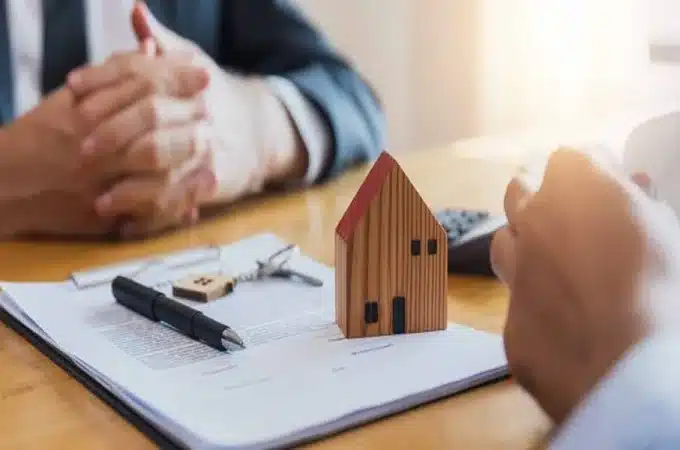 Property Sitting Empty for Months? Ways to Sell House Quickly